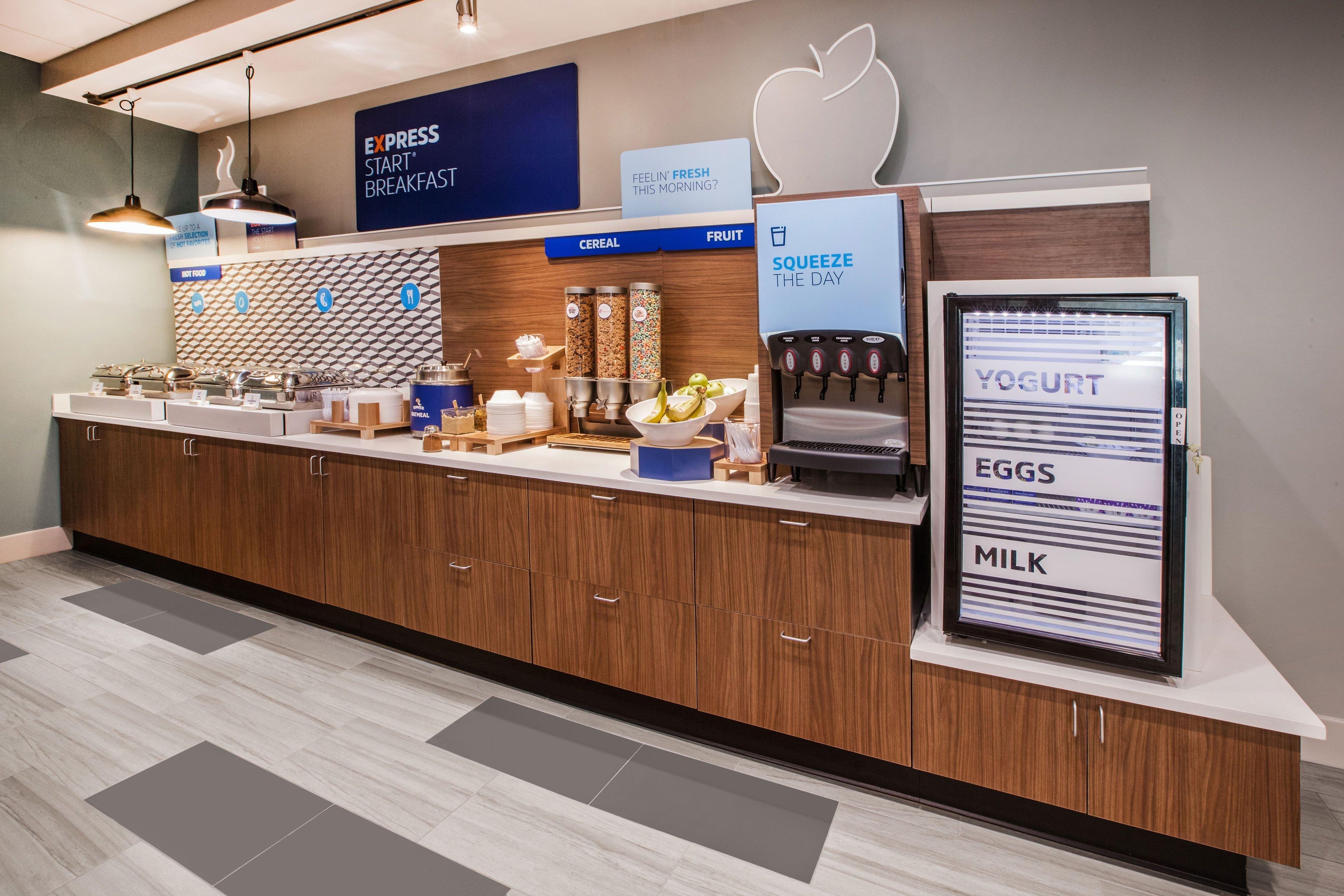 Holiday Inn Express & Suites Cleveland/Westlake By Ihg Exterior foto