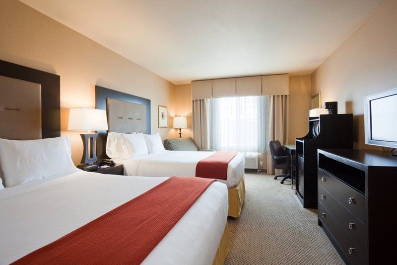 Holiday Inn Express & Suites Cleveland/Westlake By Ihg Exterior foto